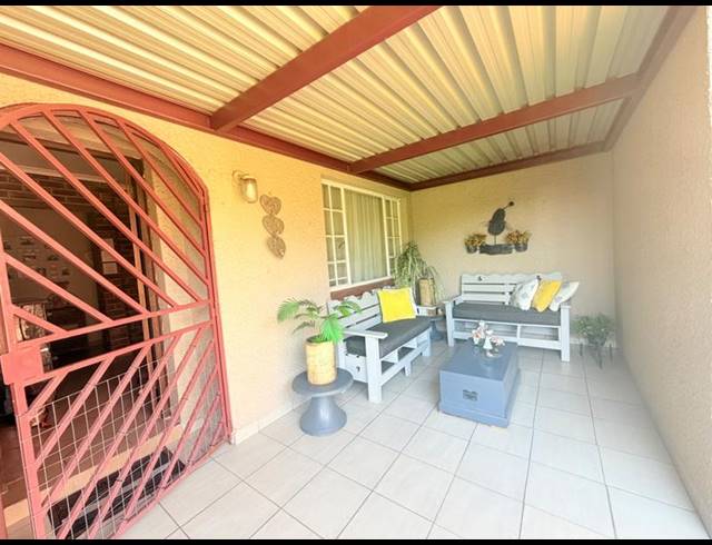 3 BEDROOM HOUSE FOR SALE IN VANDERBIJLPARK SE 6
